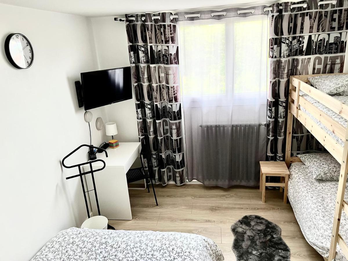 Logement Entier Proche Disneyland Montry Екстер'єр фото